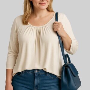 😍SHOW SPECIAL - Cream Long Sleeve Pleated Neckline Tee size 18/20W